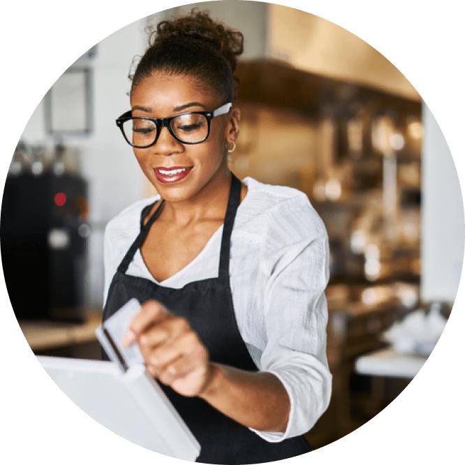 Cashier accpeting payment image